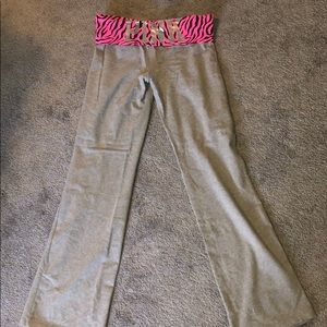 Pink pants, never worn